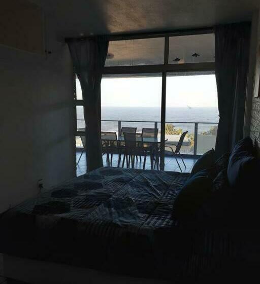 Margate, Granada 303