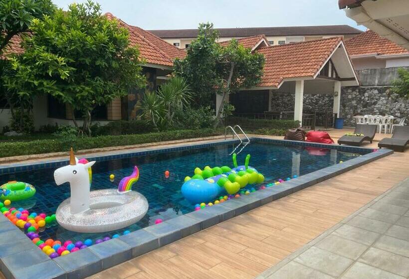 Mew Villa 3 Pattaya