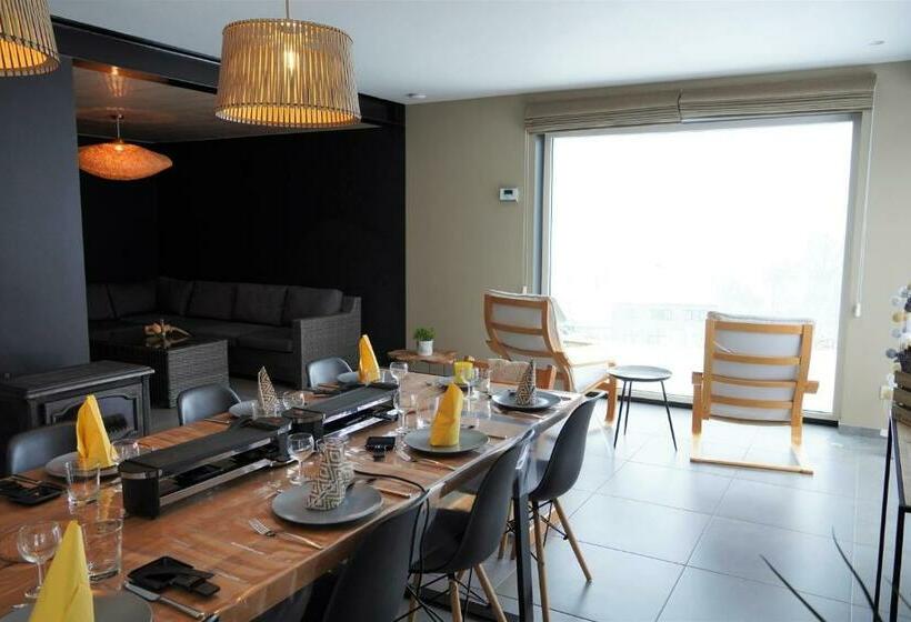 Petite Perle En Haute Ardenne Avec Vue Sur La Vallée, Cabine Infra Rouge Et Bain Balnéo