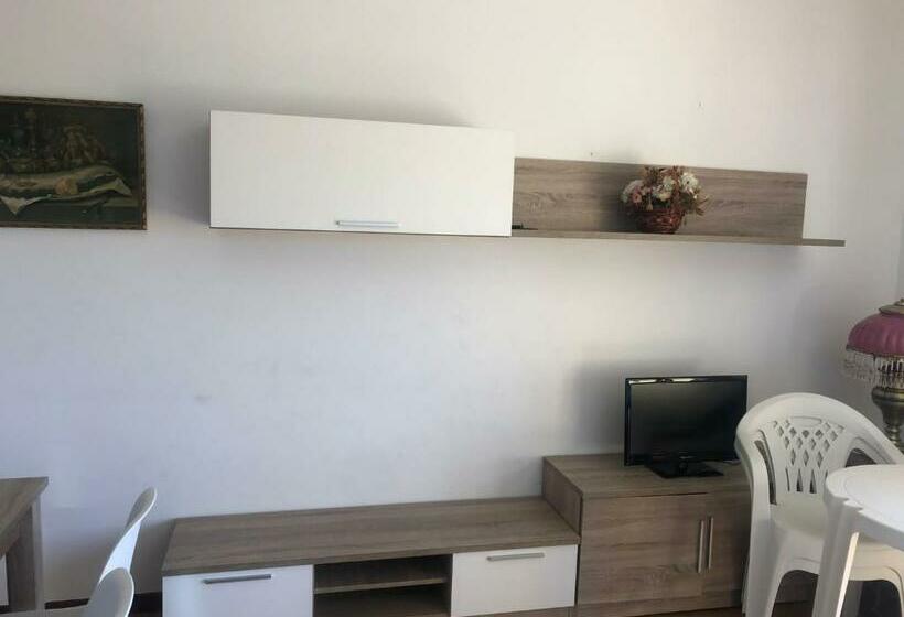 Piso Centro De Raxò