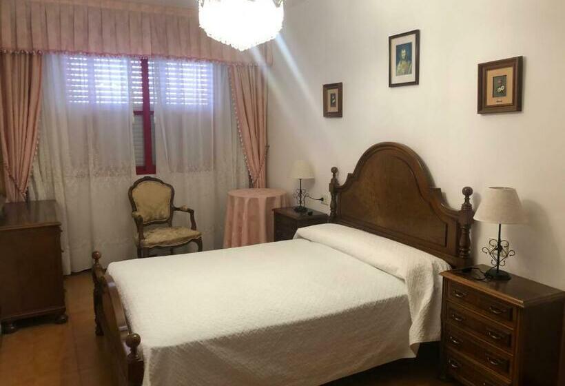 Piso Centro De Raxò