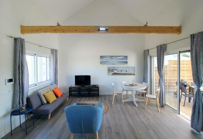 Semi Detached Villa With Pool In Rural Setting