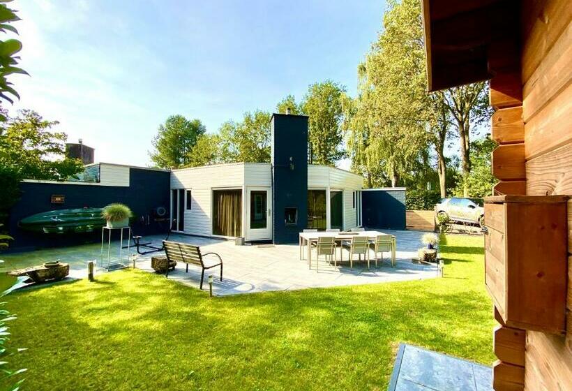 Strandhuisje Ermerzand