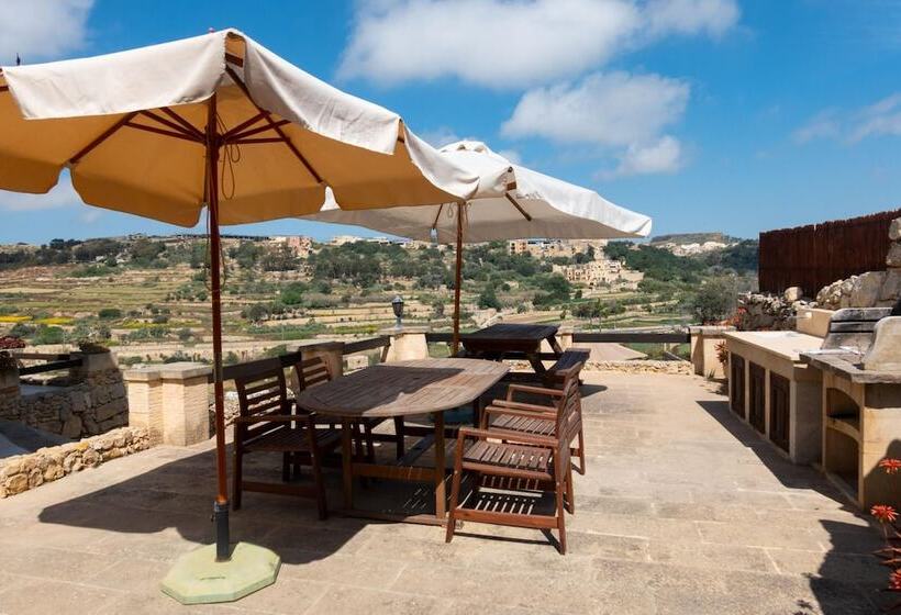Villeleynah Amazing Gozitan Villa Pool Happy Rentals