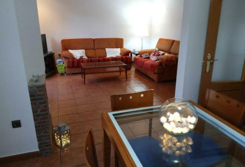 Vivienda Adosada , Con Merendero En Carcedo