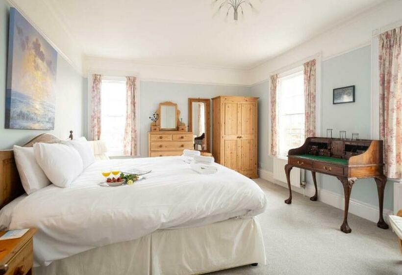 4 Crespigny House   Aldeburgh Coastal Cottages