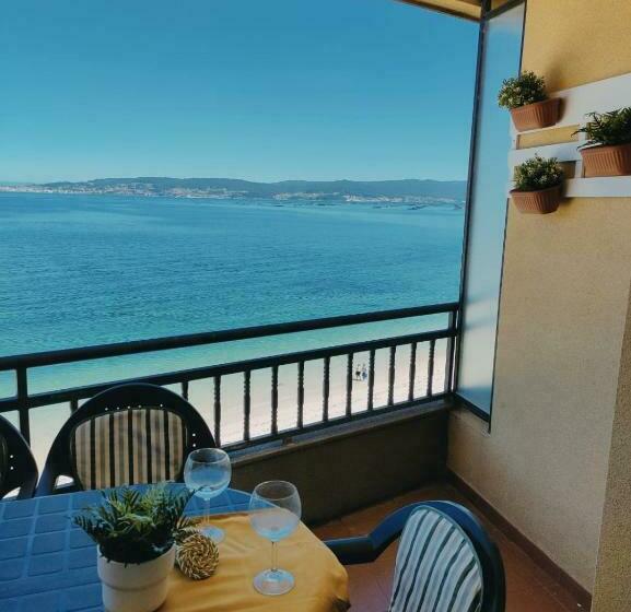 Apartamento En Bueu Sobre La Playa