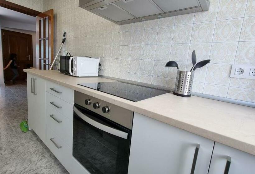 Apartamento Renovado En Barrio De Los Pescadores