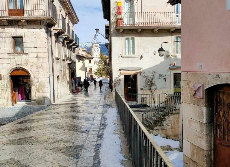 Appartamento In Centro Storico Pescocostanzo