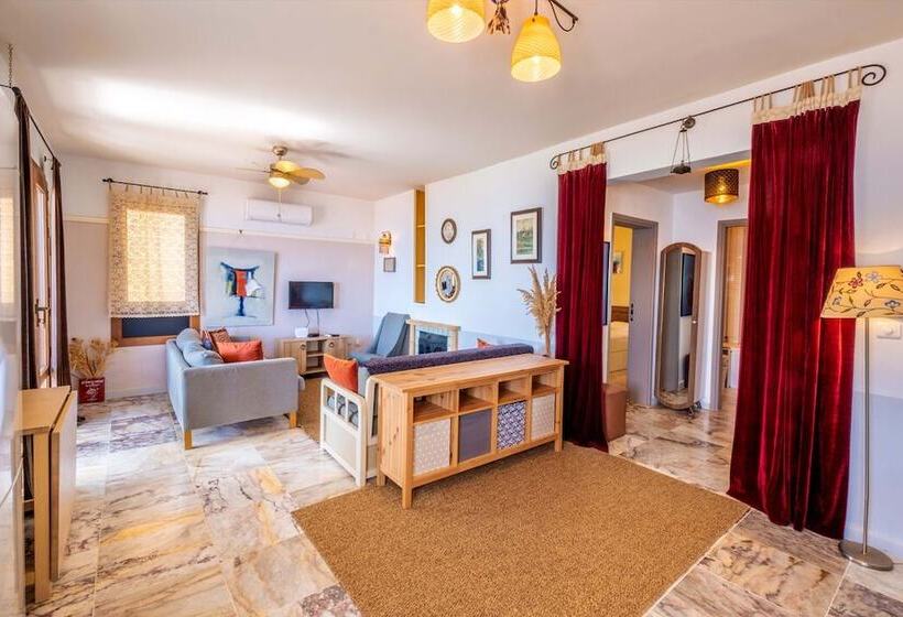 Barış Apartment With Seaview