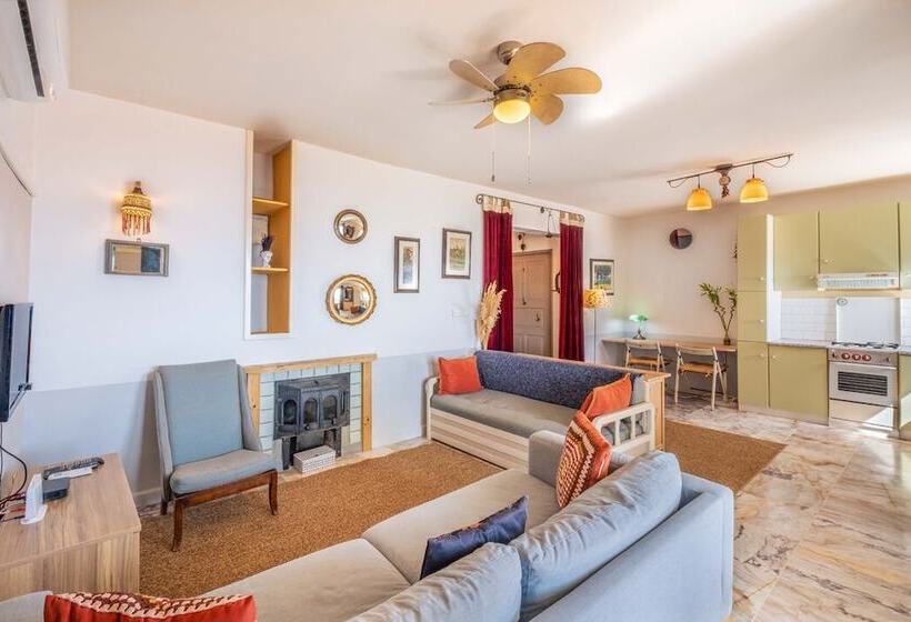 Barış Apartment With Seaview