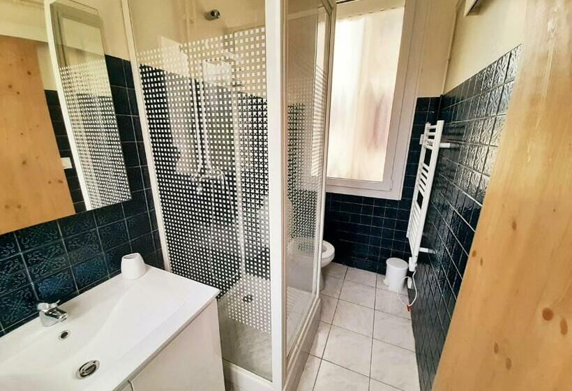 Charmant Petit Studio