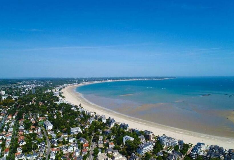 Le Capitole   Studio Plage Benoit Dans Résidence Face Mer