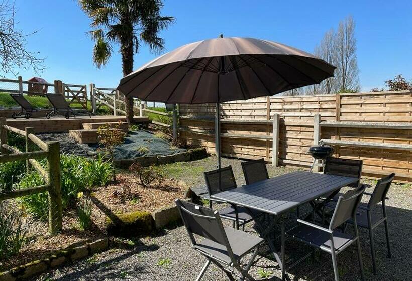 Maison Chaleureuse Avec Terrasse Et Vue Baie