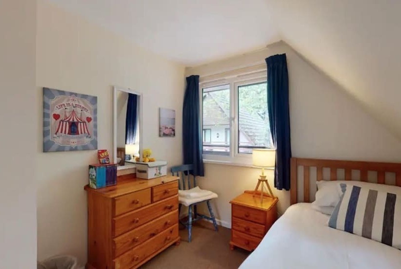 Trevithick By The Beach For Families & The Pooch