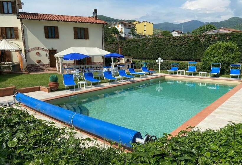 Villa Con Piscina Tra Versilia E Cinque Terre