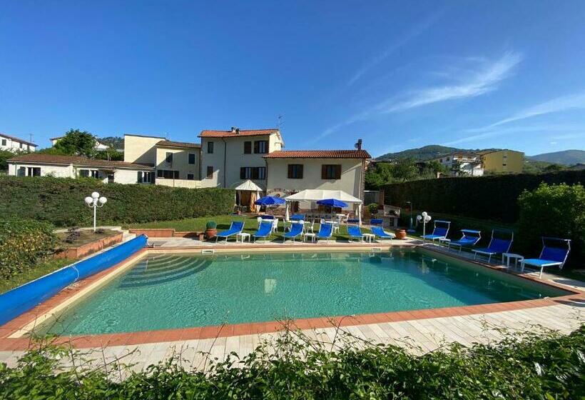 Villa Con Piscina Tra Versilia E Cinque Terre