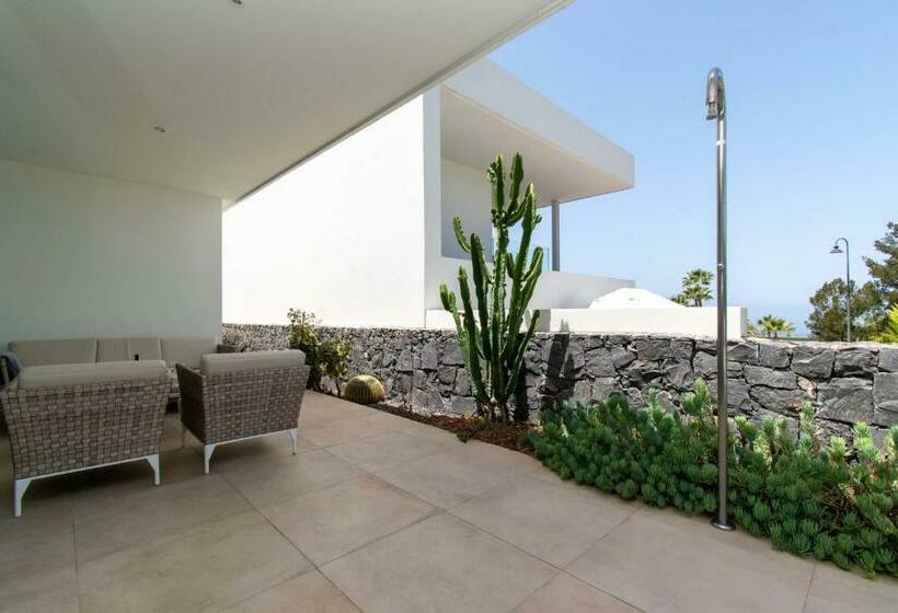 Villa Josefa With Private Heated Pool And Lake Views