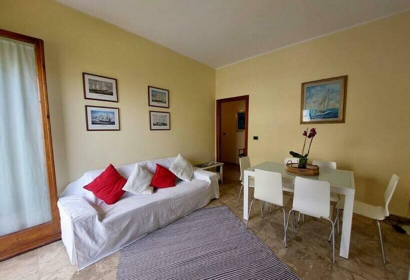 Acquadimare Apartment