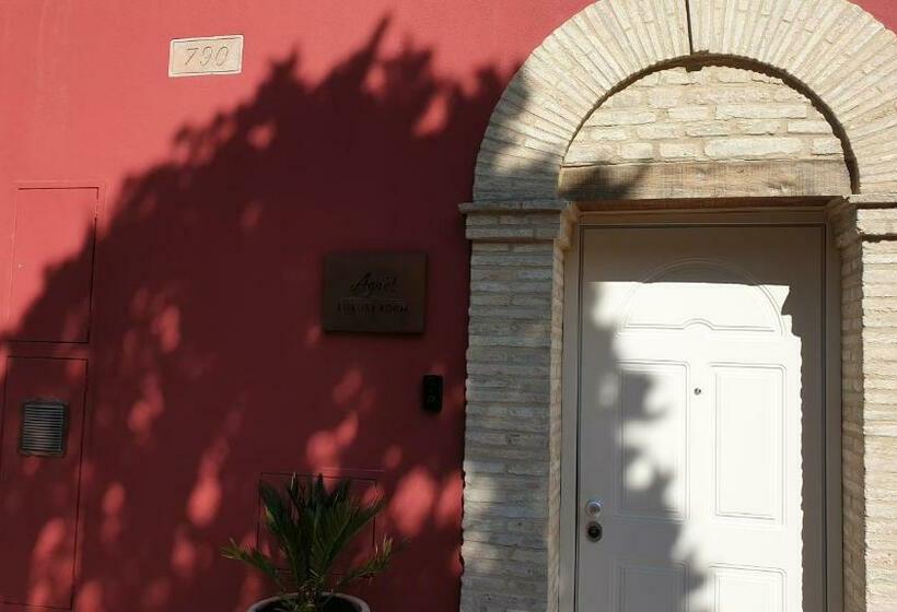 Italian Experience Aghel Luxury Apartment