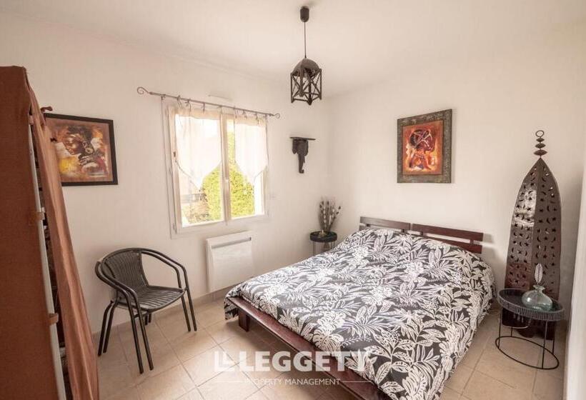 Beautiful Louisiana Villa Sleeps 6 With Pool