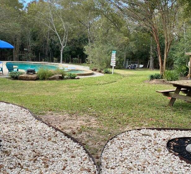 Cozy Rv Experience W/pool+spa Near Lake Conroe