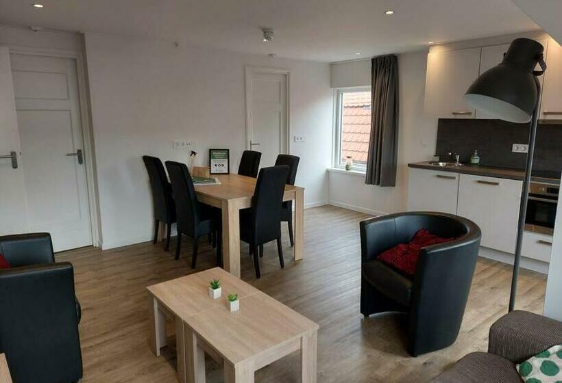 105,3 Appartement 200m Van Strand