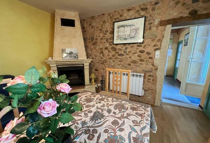 La Maison Bleue  Sejour Familial Et Pro  Grande Capacite   Wifi   Parking Proche Gratuit