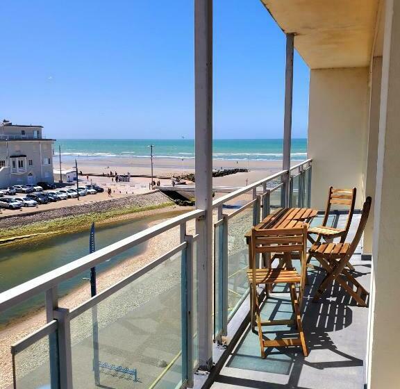 Les Petits Moussaillons