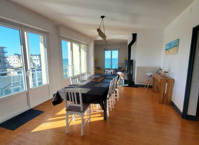 Les Petits Moussaillons