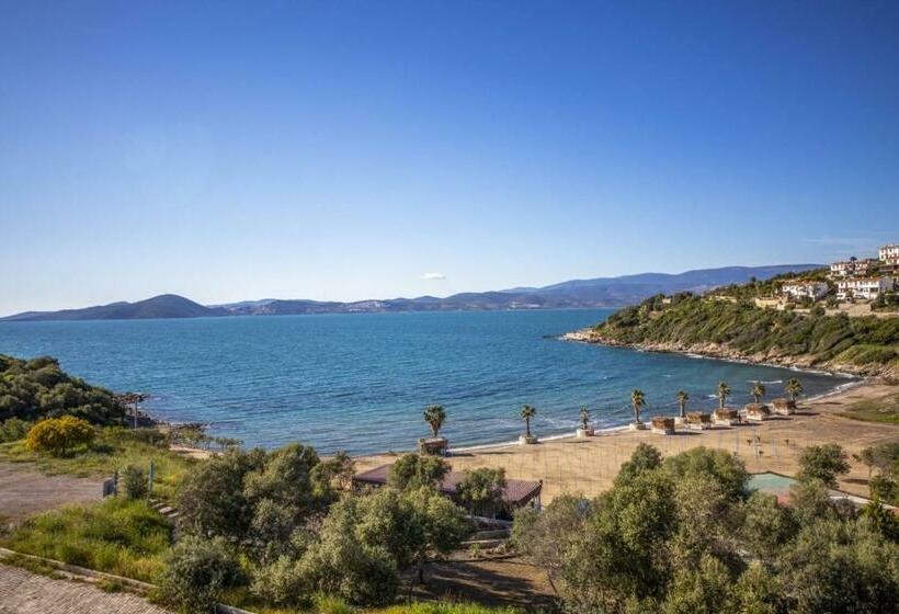 Lovely Villa With Sea View, Balcony And Terrace In Milas, Bodrum