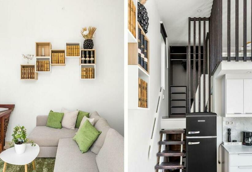 Newly Built Attefallshus By The Beautiful Varamobeach!