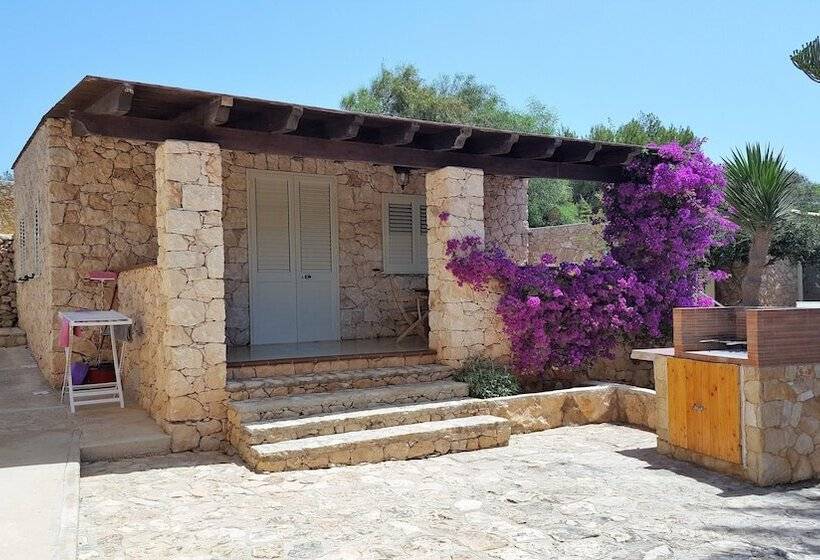 Pretty Damuso Style Villa