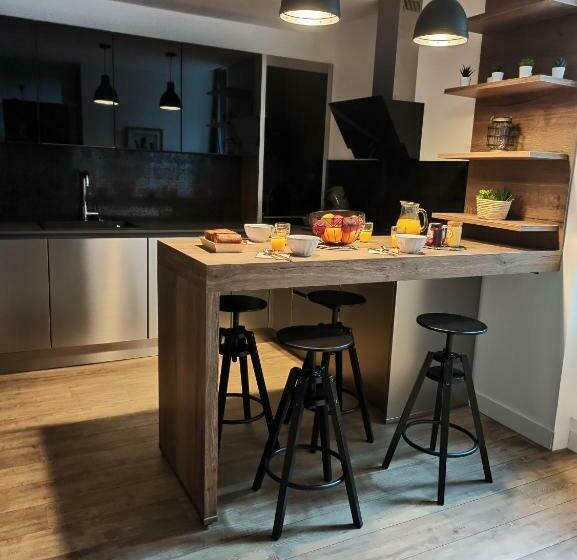 Triplex De Luxe 110 M2 Hyper Centre Jacuzzi