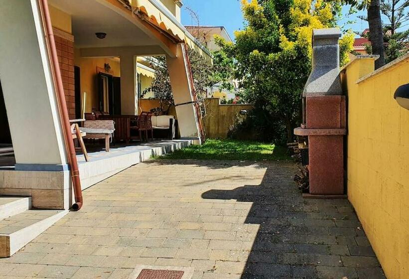 Villino Moderno Con Giardino A 90 Metri Dal Mare