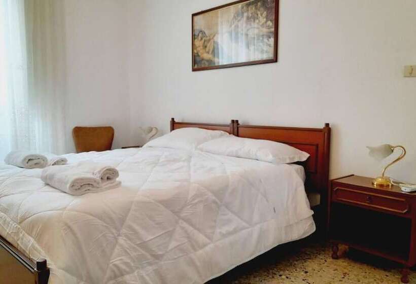 Welcomely   Janas De Ilu