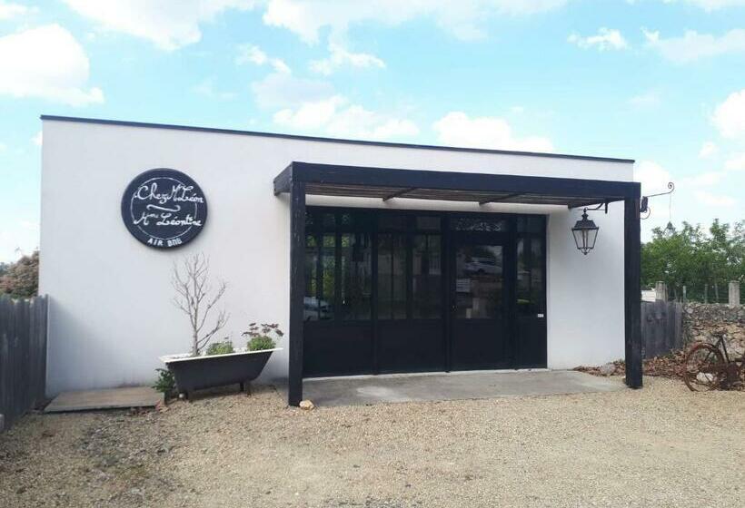 Chez Mr Léon Mme Léontine