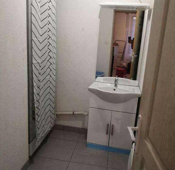 F1 1er étage 3 Personnes