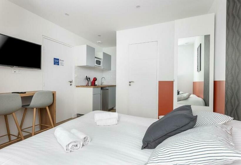 Glas   Superbe Studio Rénové En Hypercentre