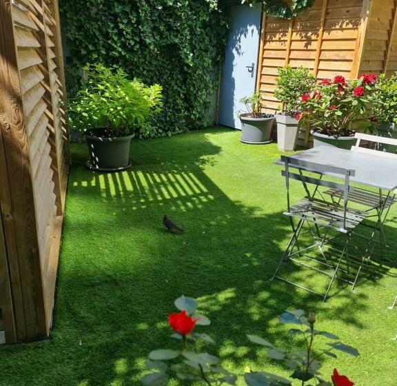 La Maison V.h., Appartements D Hôtes