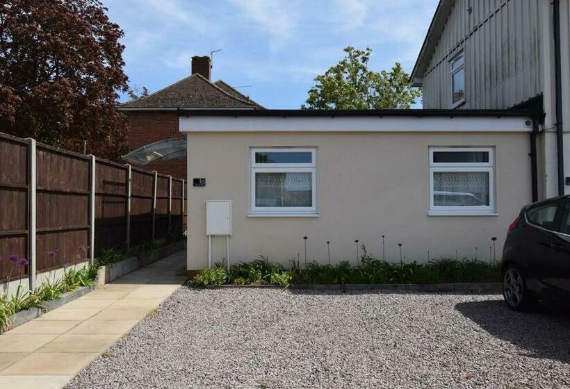 Lovely 1 Bed House Next To The Uea