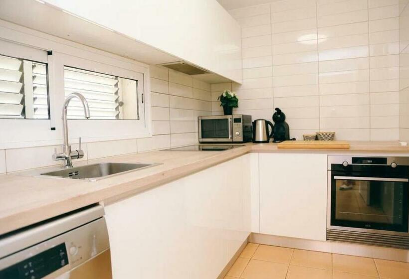 Oasis Family Townhouse