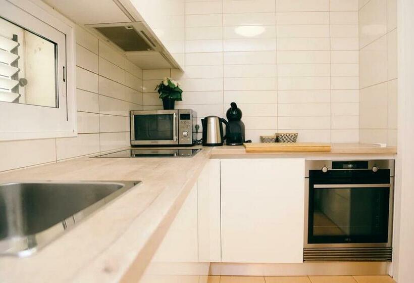 Oasis Family Townhouse