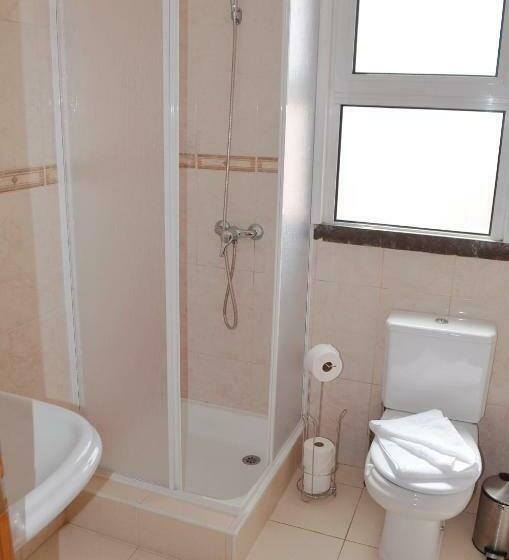 Caniço  Madeira Airport  10 Min