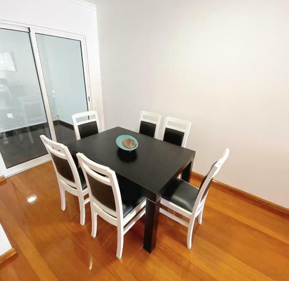 Caniço  Madeira Airport  10 Min