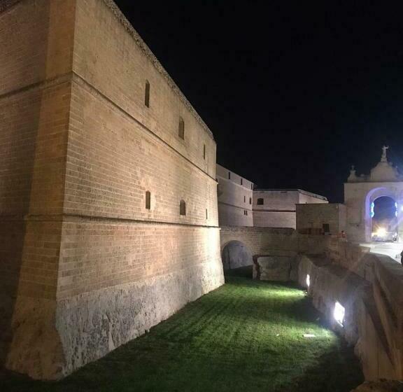 Stanza Uno G. G Conte