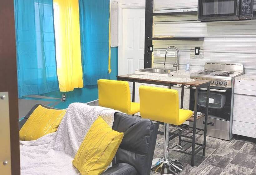 The Great Suite W Parking Near Philadelphia