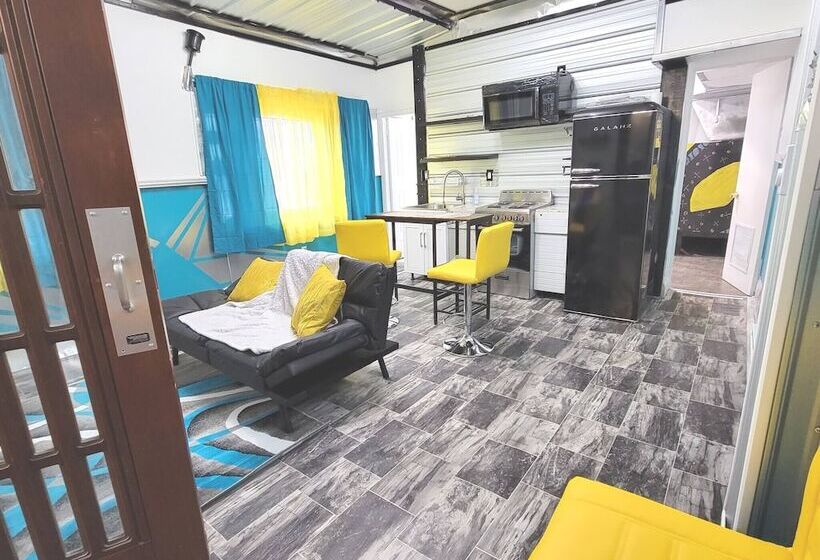 The Great Suite W Parking Near Philadelphia