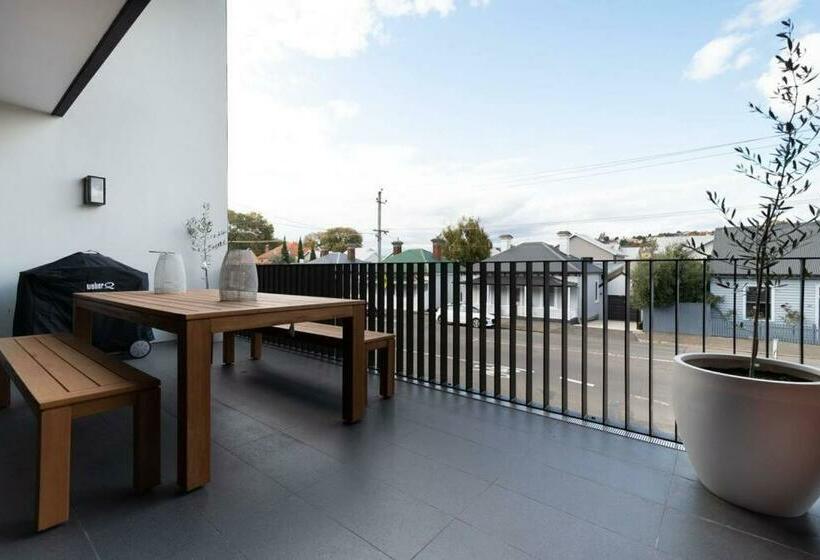 Townhouse Of The Year Tasmania In Launceston
