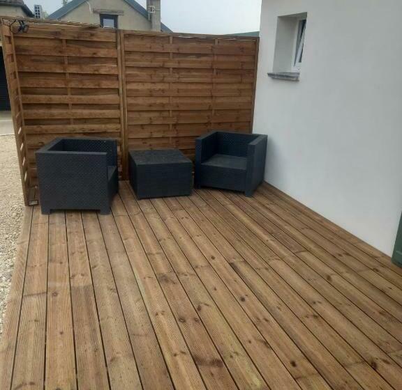 Une Petite Maison Et Sa Prairie